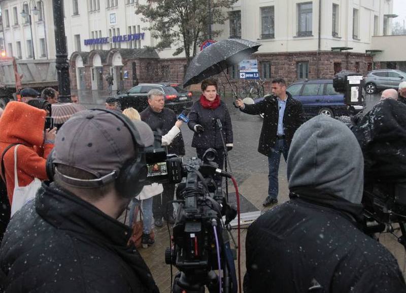 121015szydlo01