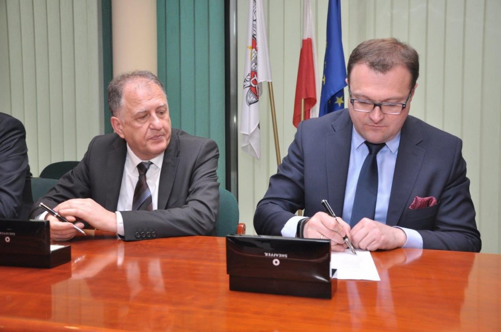 W urzędzie miejskim  podpisano akt notarialny sprzedaży działki
