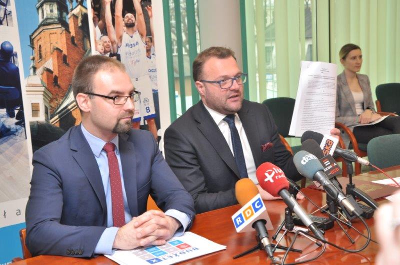 O zmianach poinformowali Mateusz Tyczyński i Radosław Witkowski