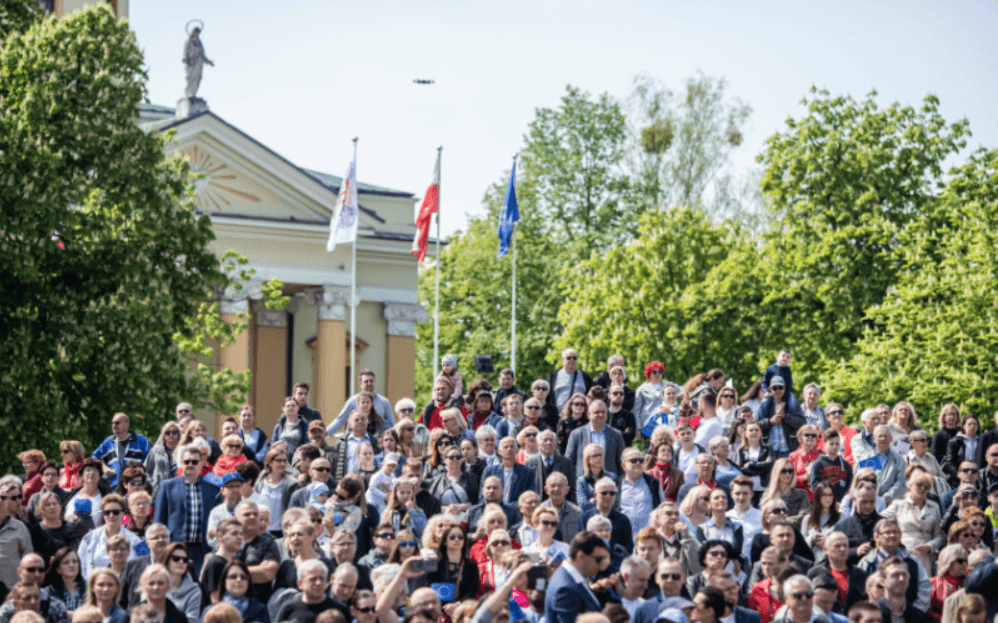 Screenshot_2019-05-02 Radomianie ośpiewali Odę do Radości