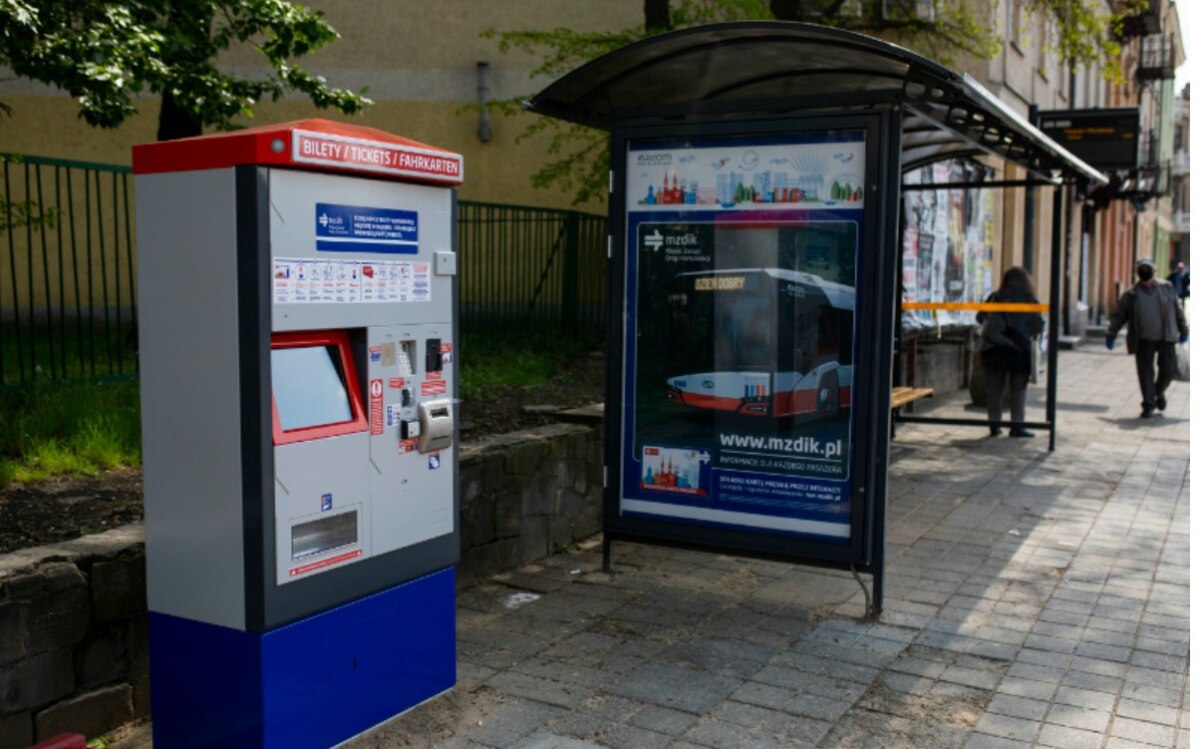 Nowe biletomaty zostaną zamontowane przy przystankach autobusowych. Jest przetarg na montaż