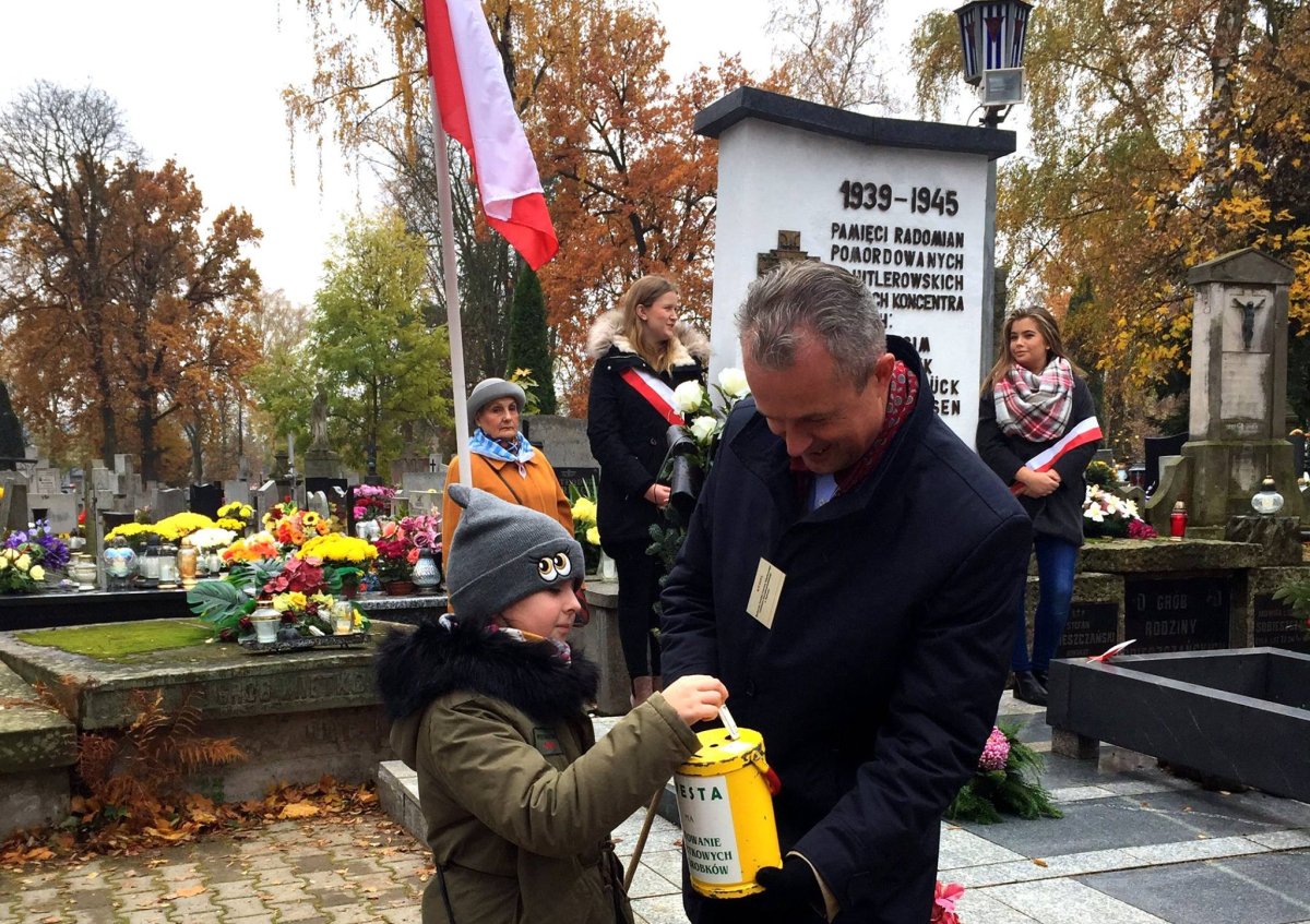 45. kwesta na rzecz renowacji zabytkowych nagrobków na nekropolii przy Limanowskiego. Zaprasza SKOZCRz