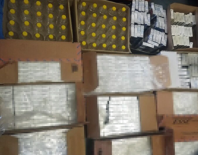 Radomianin miał w garażu duże ilości nielegalnej krajanki tytoniowej. Straty Skarbu Państwa mogły wynieść ponad 200 tys. zł