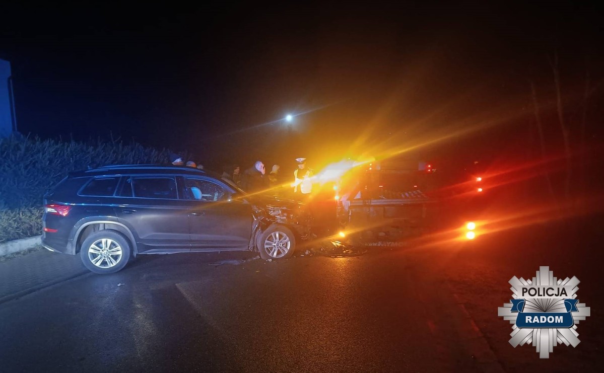 Nie tylko Przytyk. Do wieczornych wypadków drogowych doszło także w Kuczkach, Jastrzębi i Jedlińsku