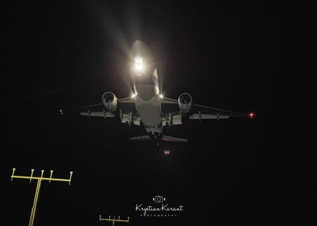 Boeingi 777 izraelskich linii lotniczych w Radomiu. Zobacz, jak prezentują się te wielkie maszyny