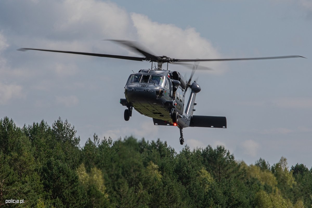 Widowiskowa operacja antyterrorystów. Zatrzymani m.in. Radomianie zajmujący się produkcją substancji zabronionych w sporcie. Zobacz nagranie z akcji!