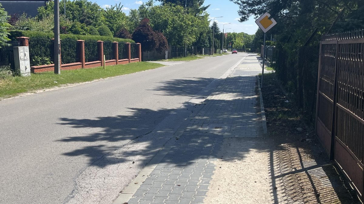 Na ulicy Godowskiej będzie nowy chodnik i zmodernizowane oświetlenie