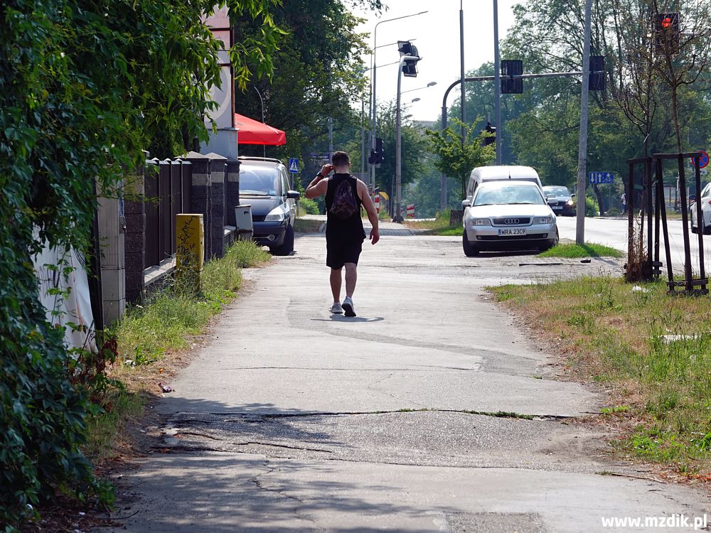 Na ul. Struga od ul. 25 Czerwca do ul. Grzybowskiej powstanie nowy chodnik i droga rowerowa