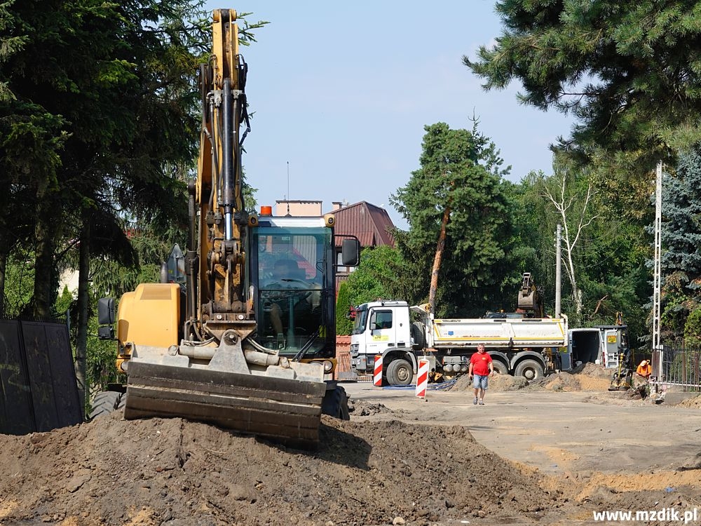 Ulica Idalińska w przebudowie. Będzie łatwiej dotrzeć do osiedla, kościoła oraz ogródków działkowych