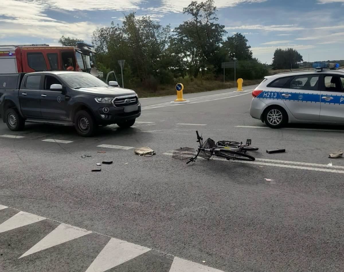 Dwa weekendowe, śmiertelne wypadki na drogach regionu radomskiego. Nie żyją pieszy i rowerzystka