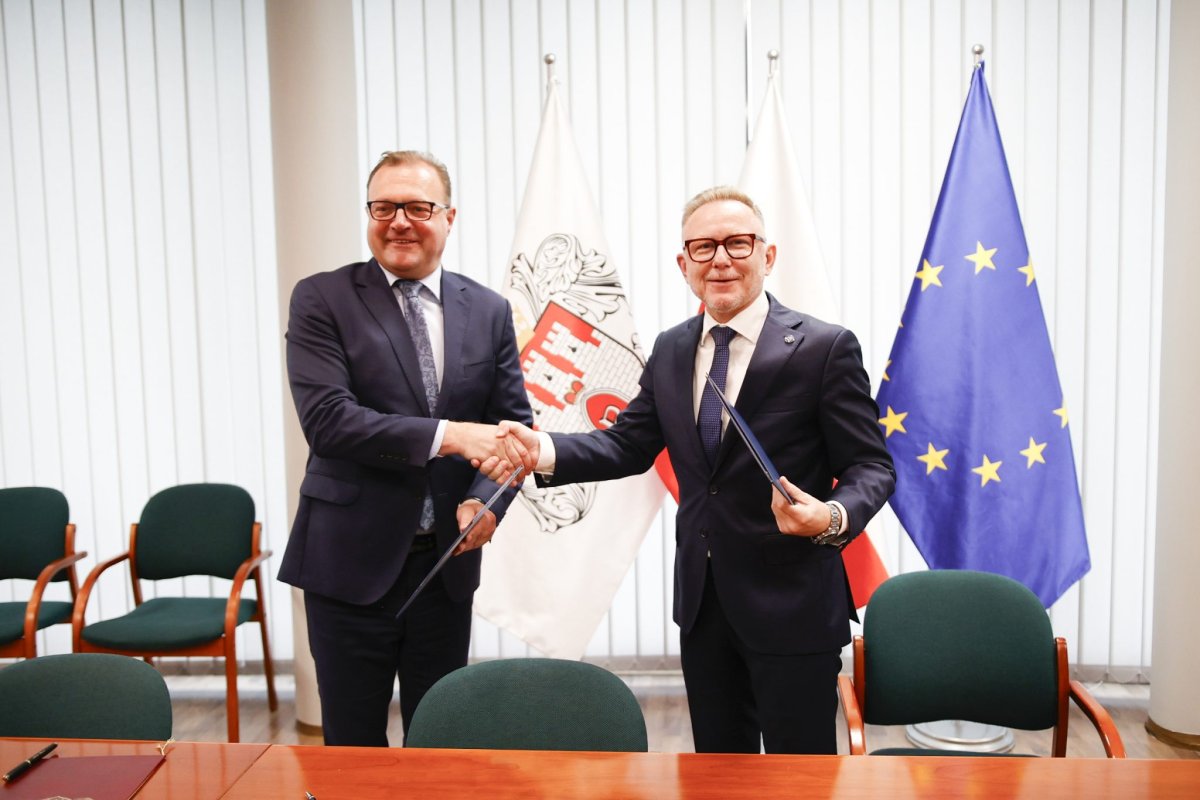 PPL chcą rozwijać radomski port na Sadkowie. Pierwszy inwestor zainteresowany jest budową lotniczych hangarów